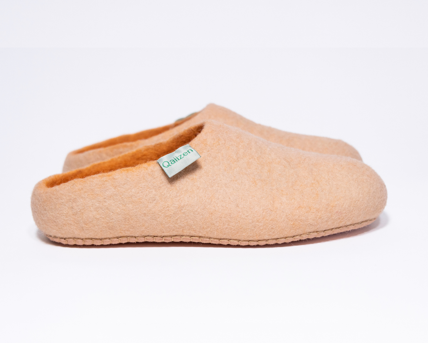 Felted slippers low back cream